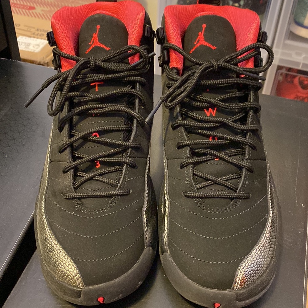 Jordan Retro 12 - Picture 4 of 5